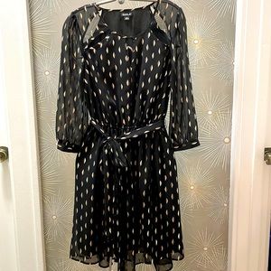 Black and gold dress size 6